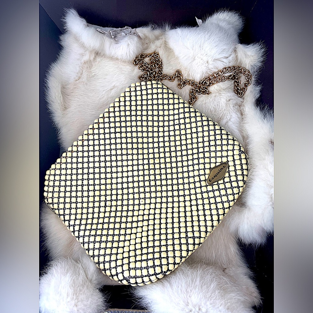 Preloved Vtg Esquire Collection Metal & Bead Purse 
Cream Yellow Tint